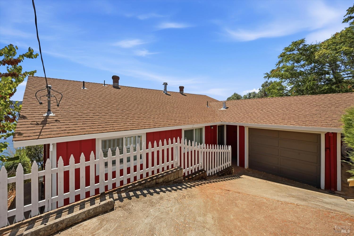 4045 Mesa Clearlake CA 95422
