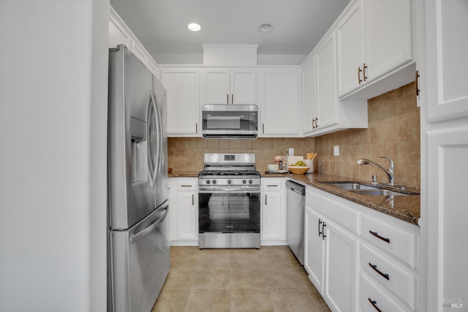 1158 Tocia Avenue Vacaville CA 95687