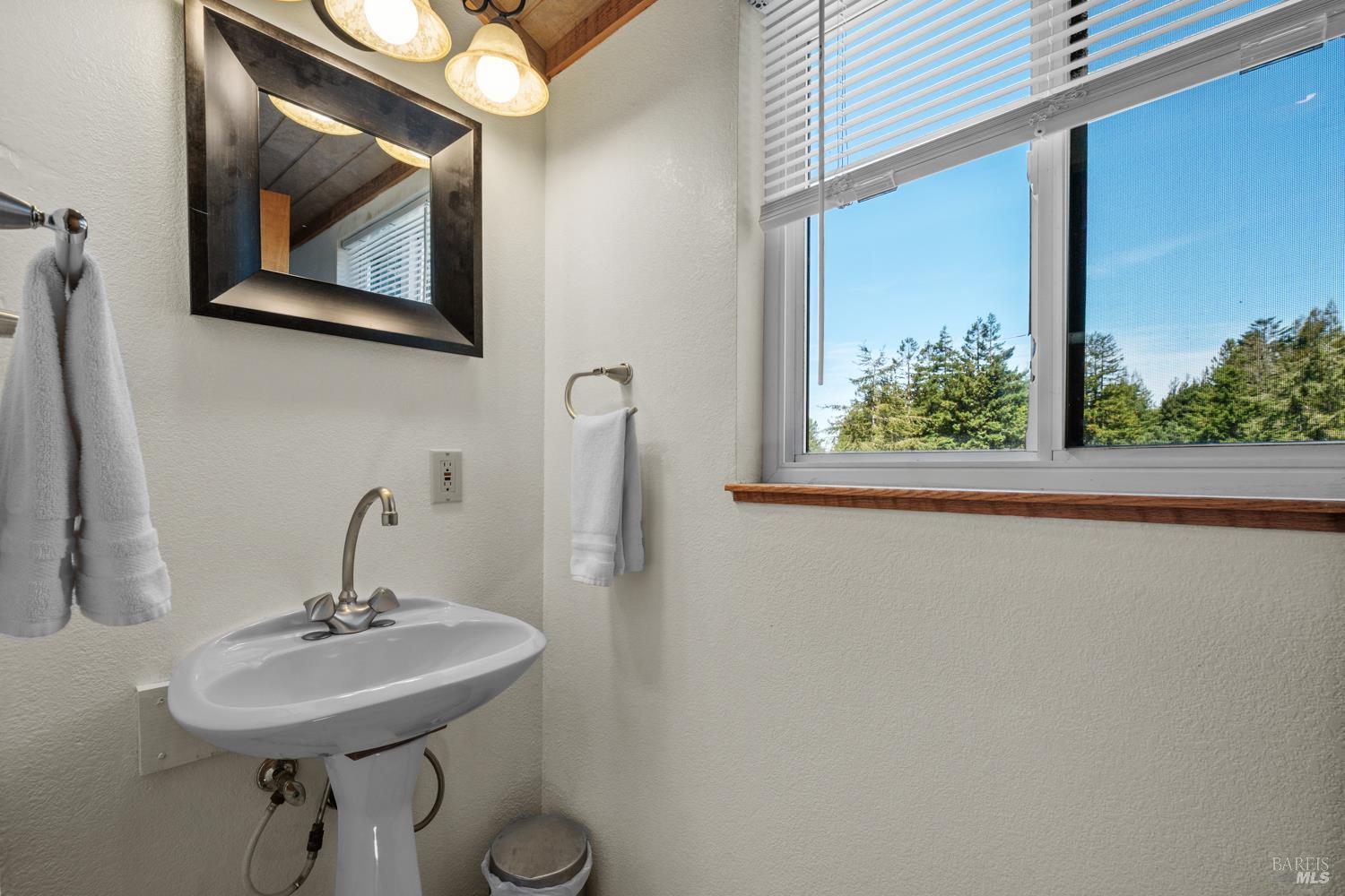 300 Antler The Sea Ranch CA 95497