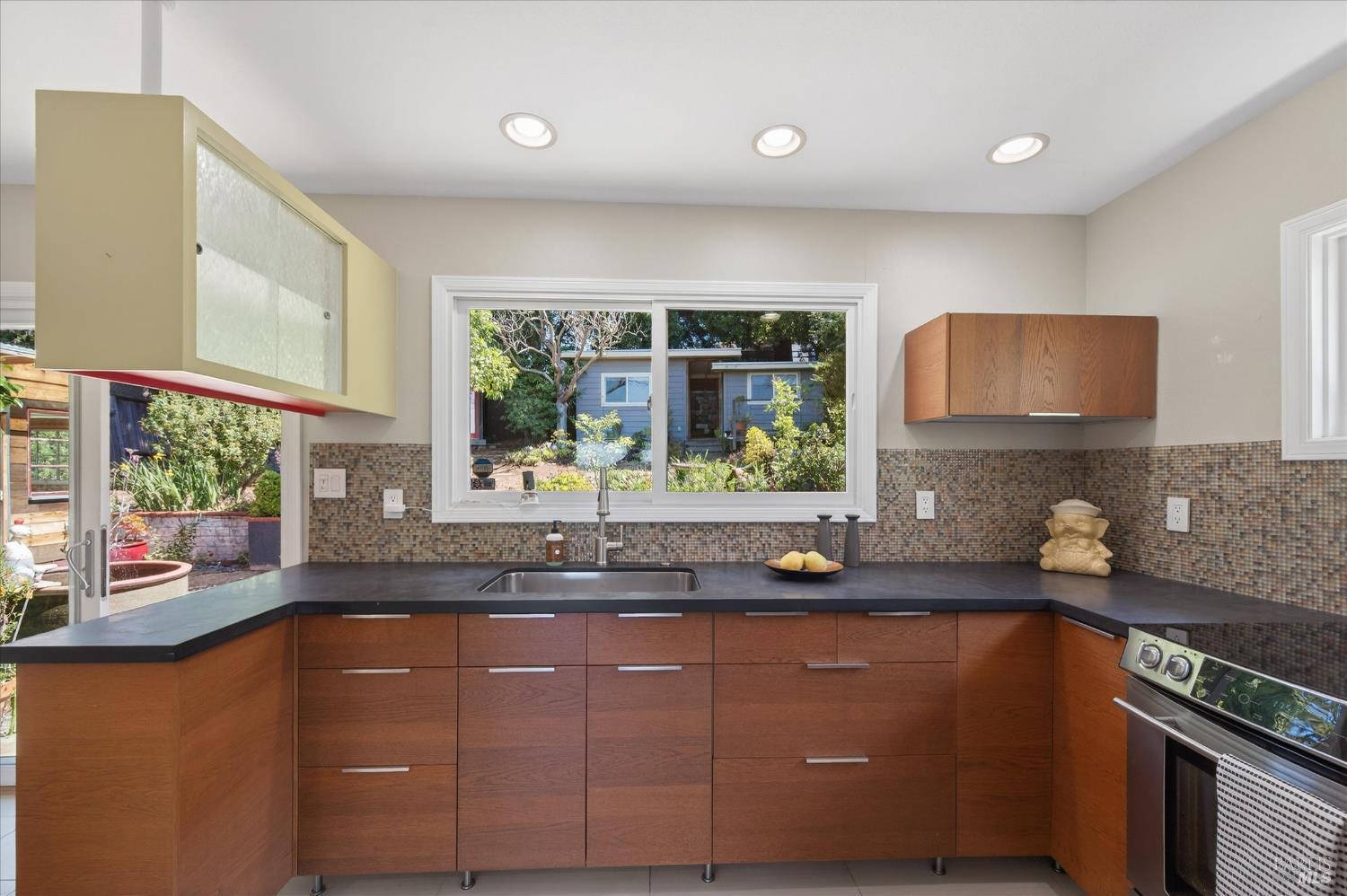 118 El Verano Street Vallejo CA 94590