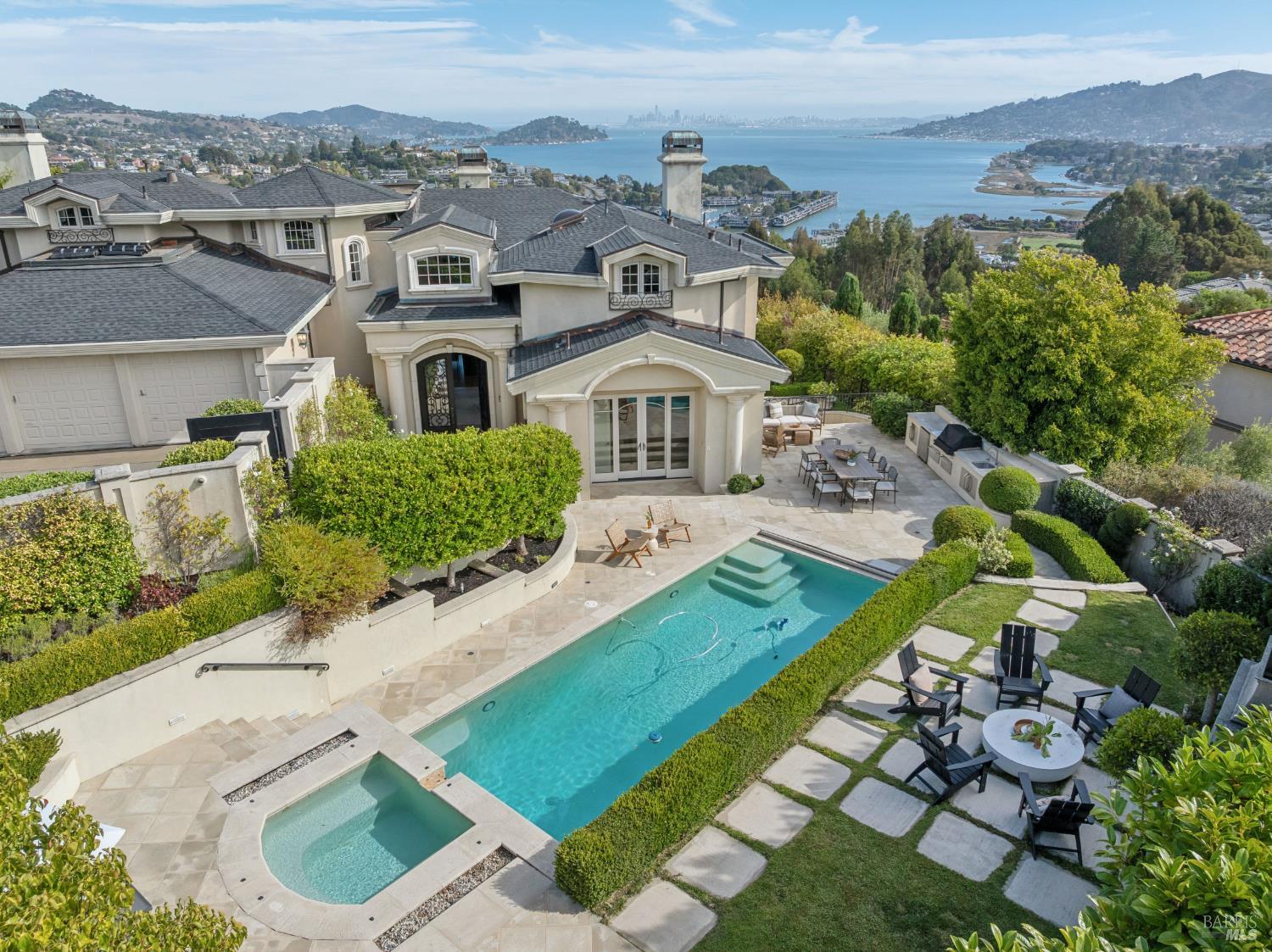 91 Via Los Altos Tiburon CA 94920