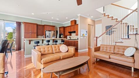 2011 Bellaterra Court Santa Rosa CA 95404