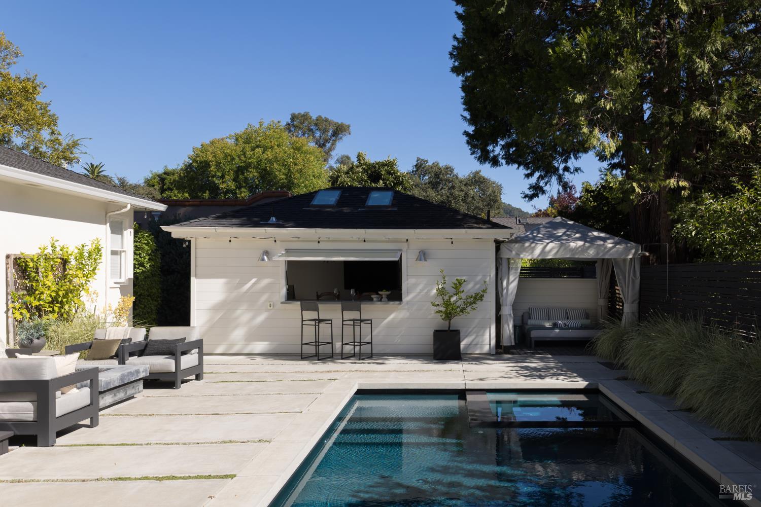 582 3rd Street E Sonoma CA 95476