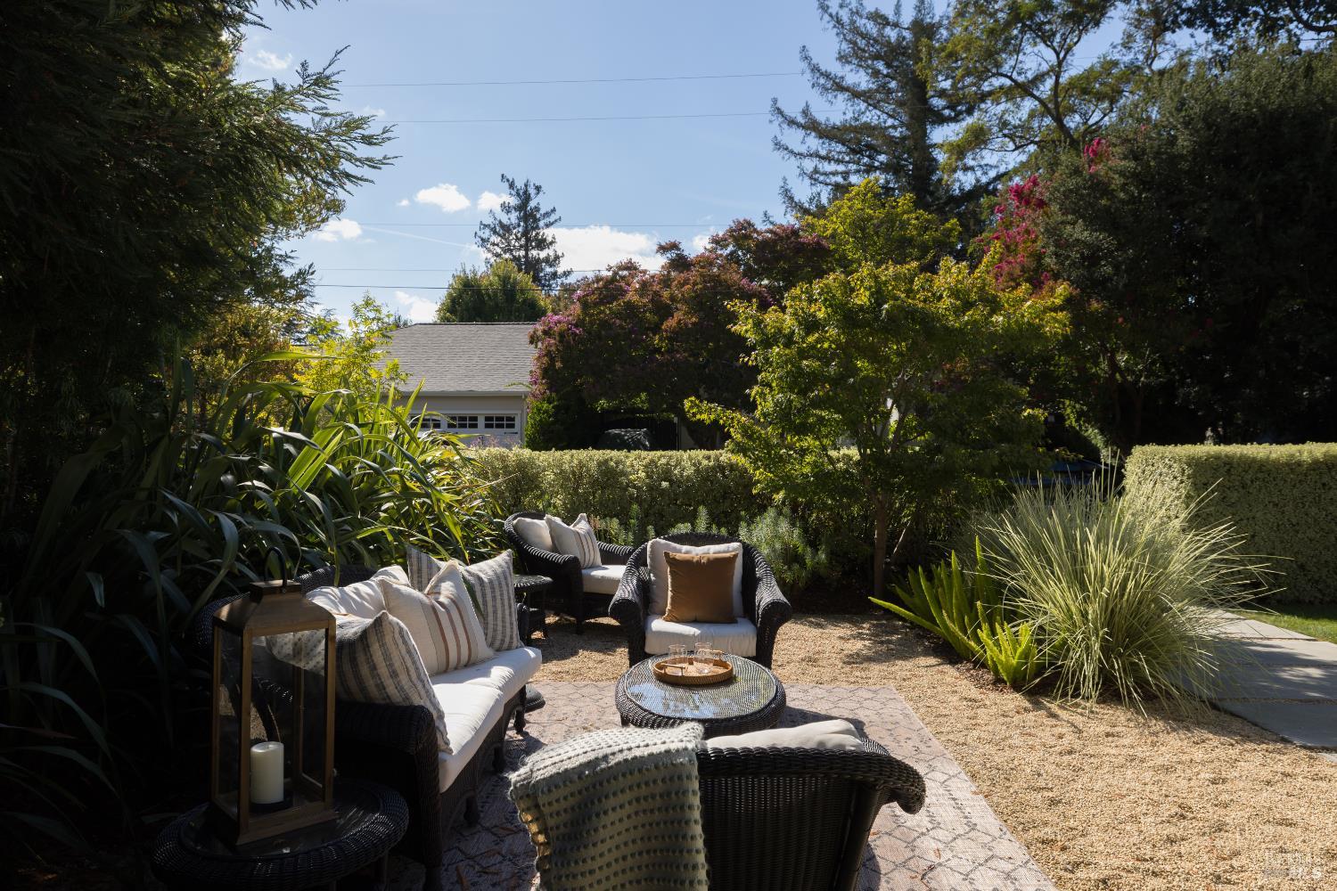 582 3rd Street E Sonoma CA 95476