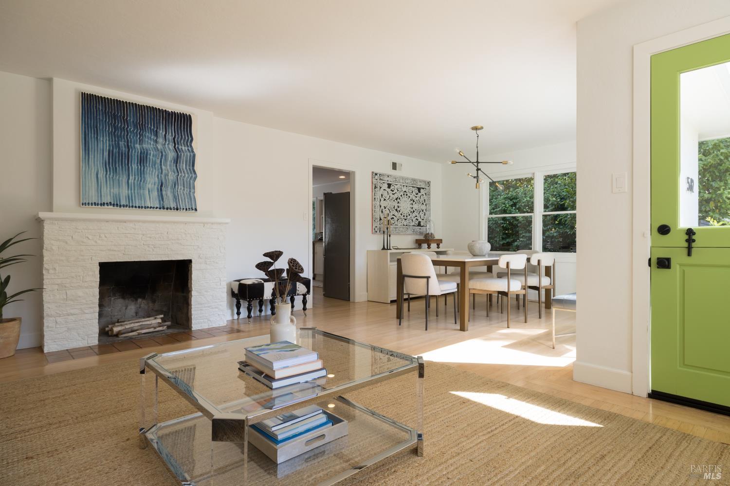 582 3rd Street E Sonoma CA 95476
