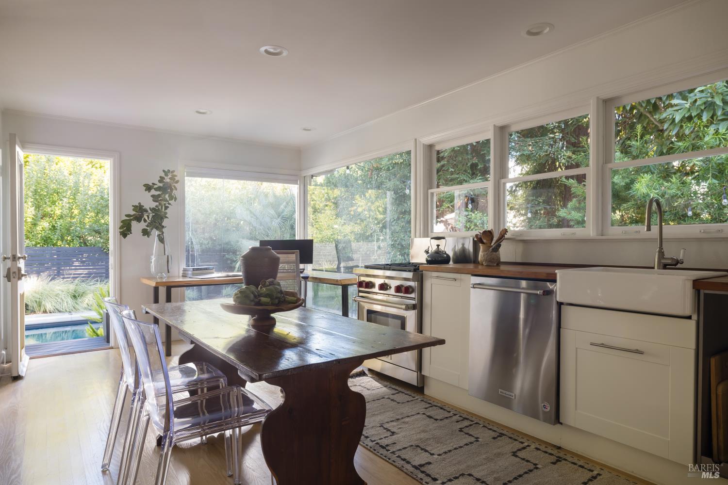 582 3rd Street E Sonoma CA 95476