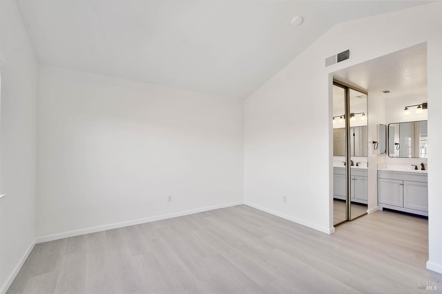 948 Shadywood Circle Suisun City CA 94585