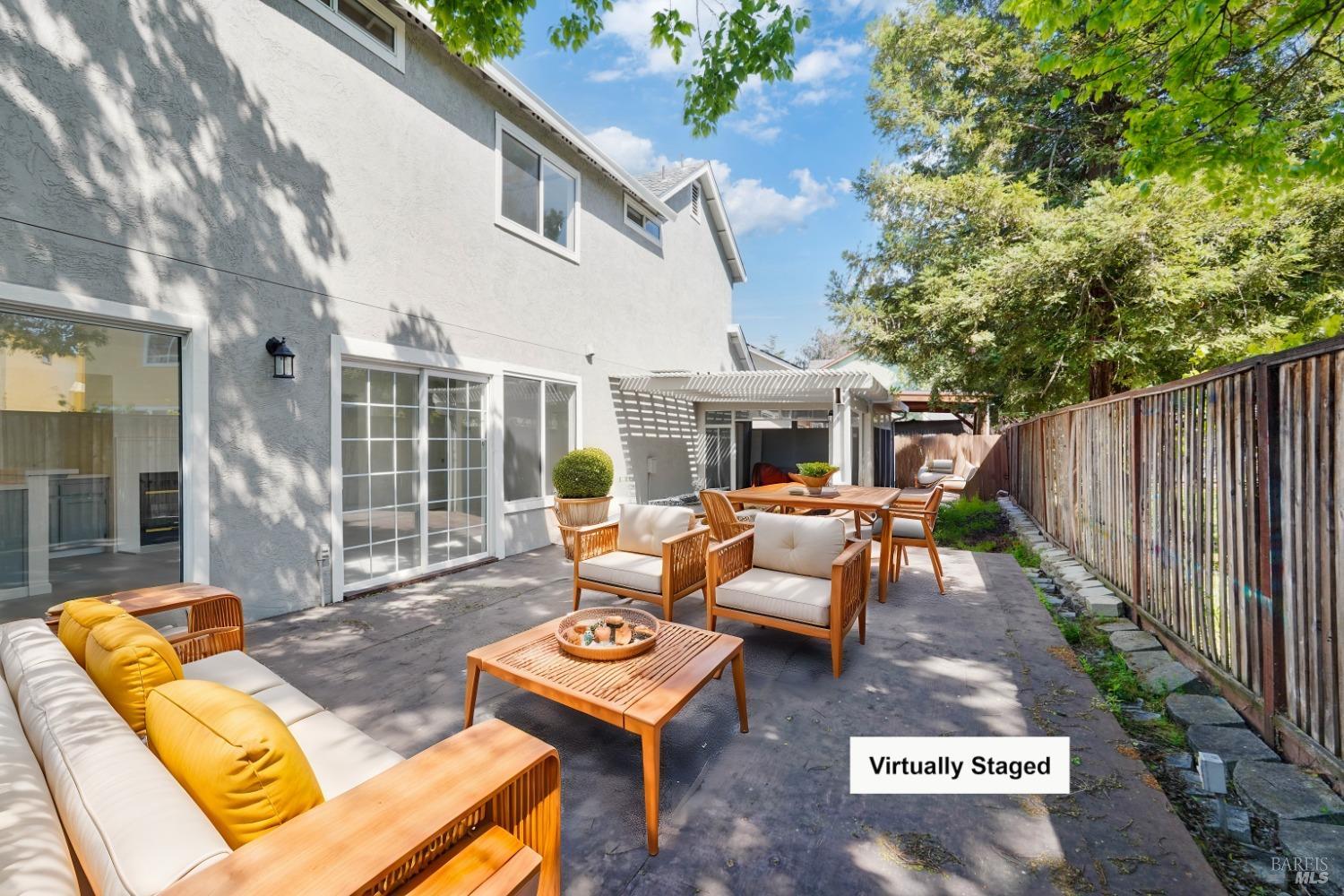 948 Shadywood Circle Suisun City CA 94585