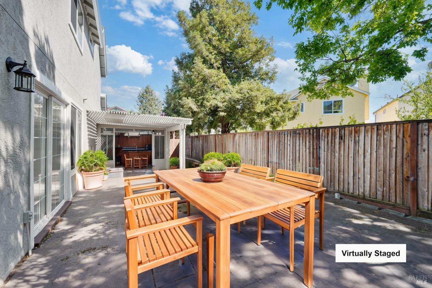 948 Shadywood Circle Suisun City CA 94585