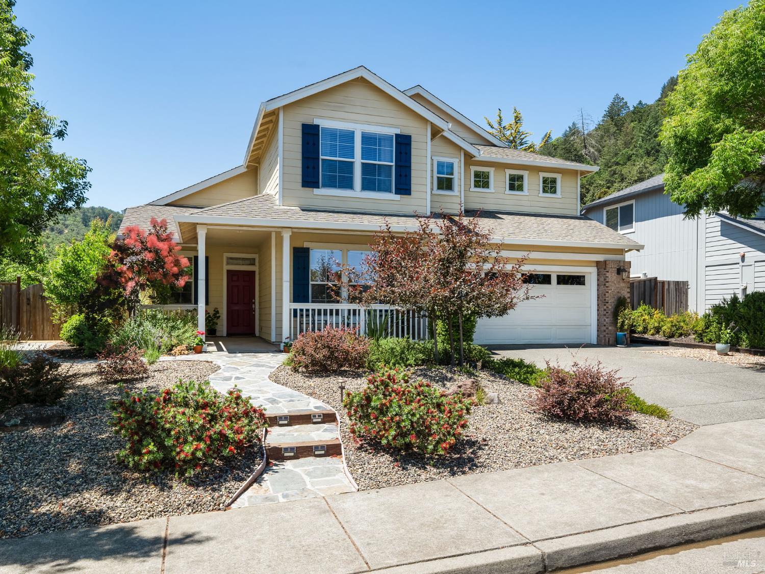 322 Buckeye Circle Cloverdale CA 95425