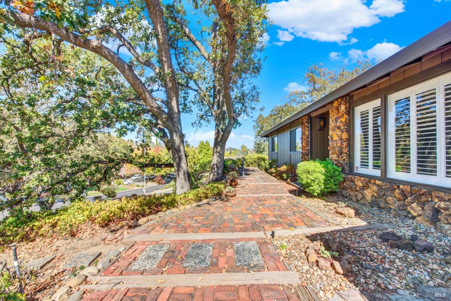 214 Wykoff Drive Vacaville CA 95688