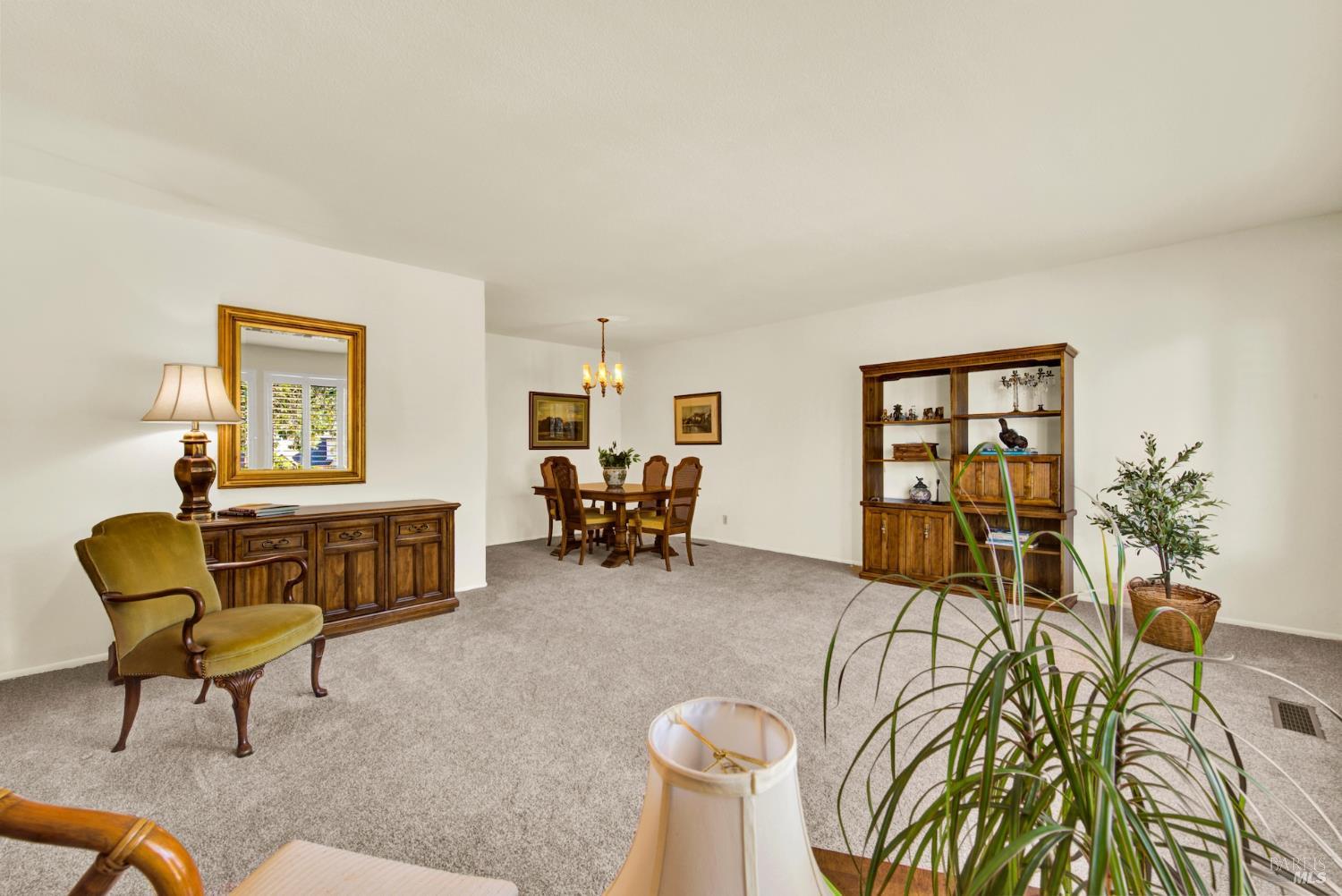214 Wykoff Drive Vacaville CA 95688
