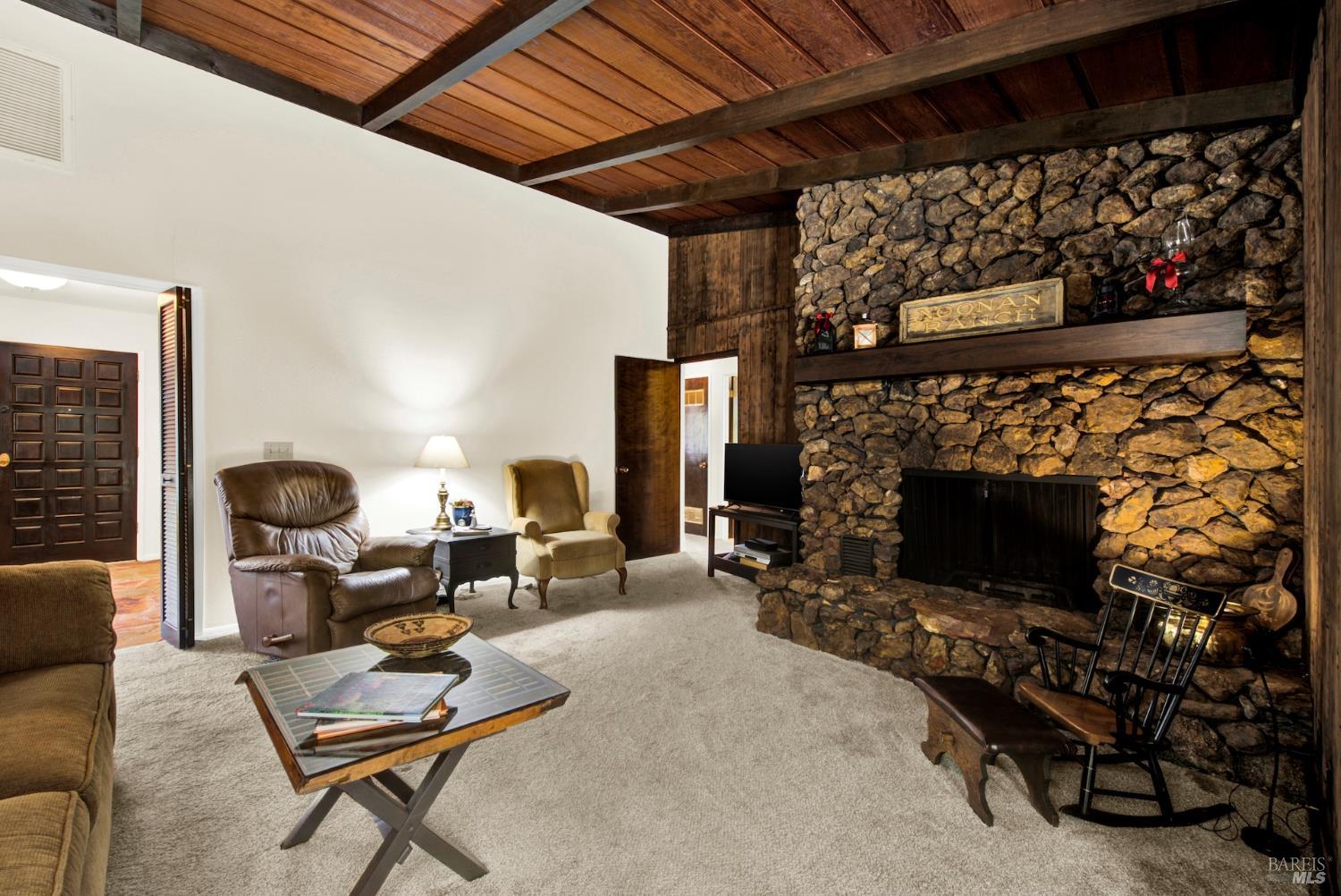 214 Wykoff Drive Vacaville CA 95688