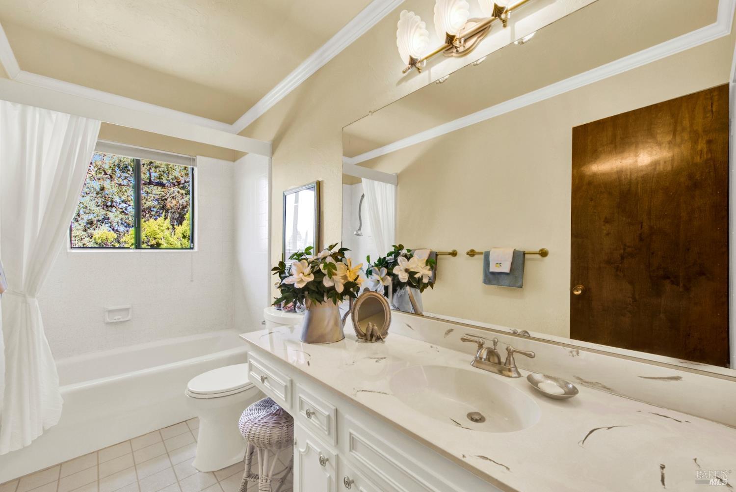 214 Wykoff Drive Vacaville CA 95688