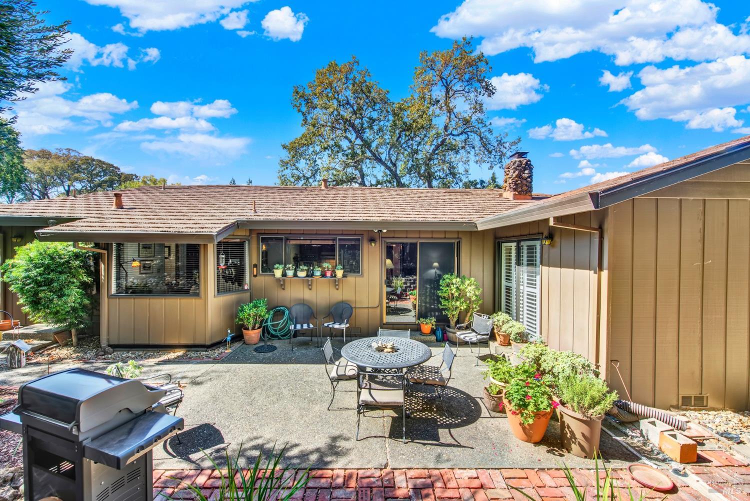 214 Wykoff Drive Vacaville CA 95688