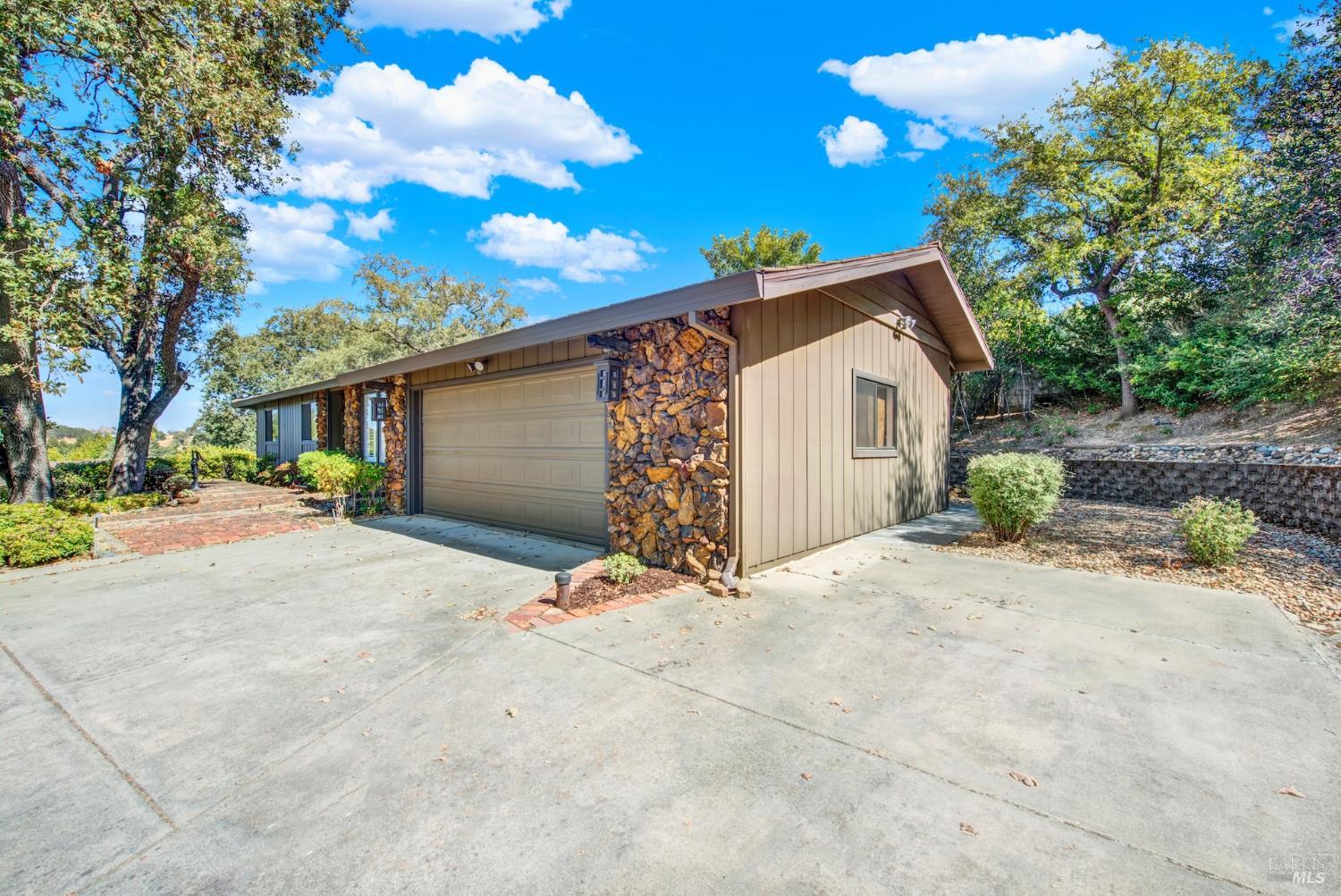 214 Wykoff Drive Vacaville CA 95688
