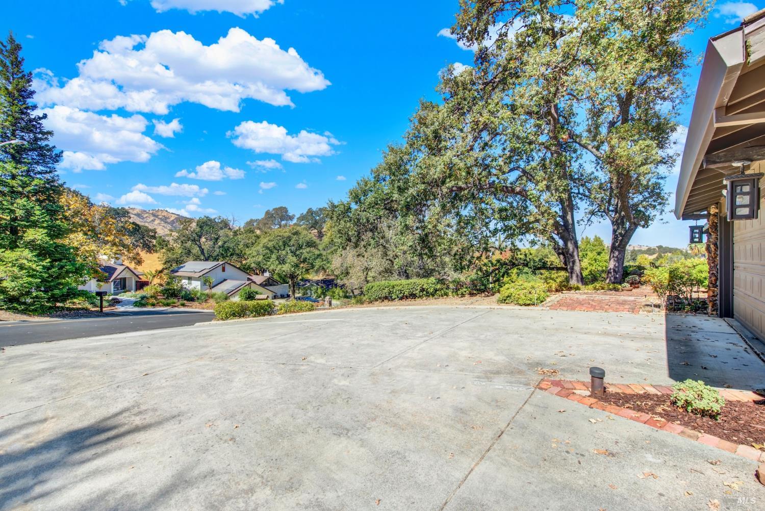 214 Wykoff Drive Vacaville CA 95688