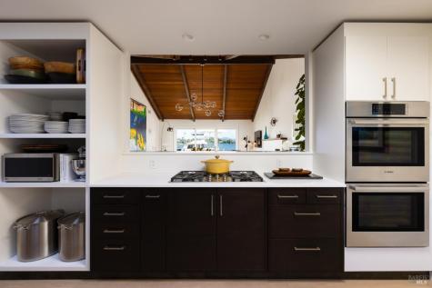 160 Montego Key Novato CA 94949