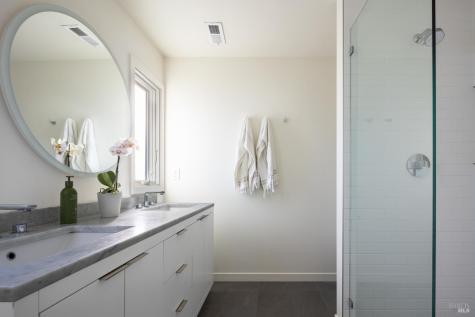 160 Montego Key Novato CA 94949