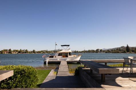 160 Montego Key Novato CA 94949
