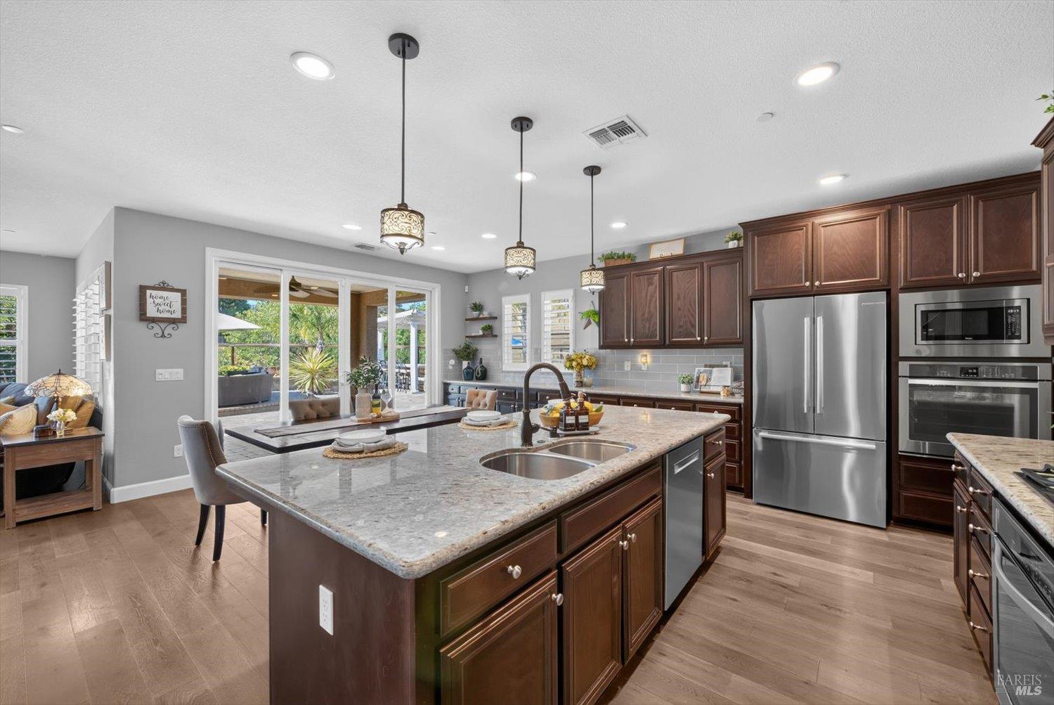 1043 Green Leaf Court Vacaville CA 95688