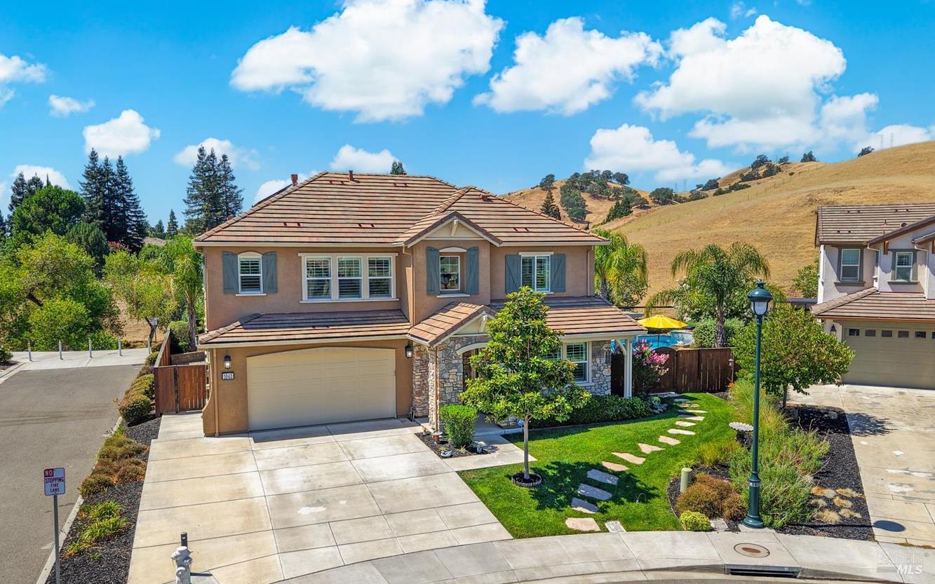 1043 Green Leaf Court Vacaville CA 95688