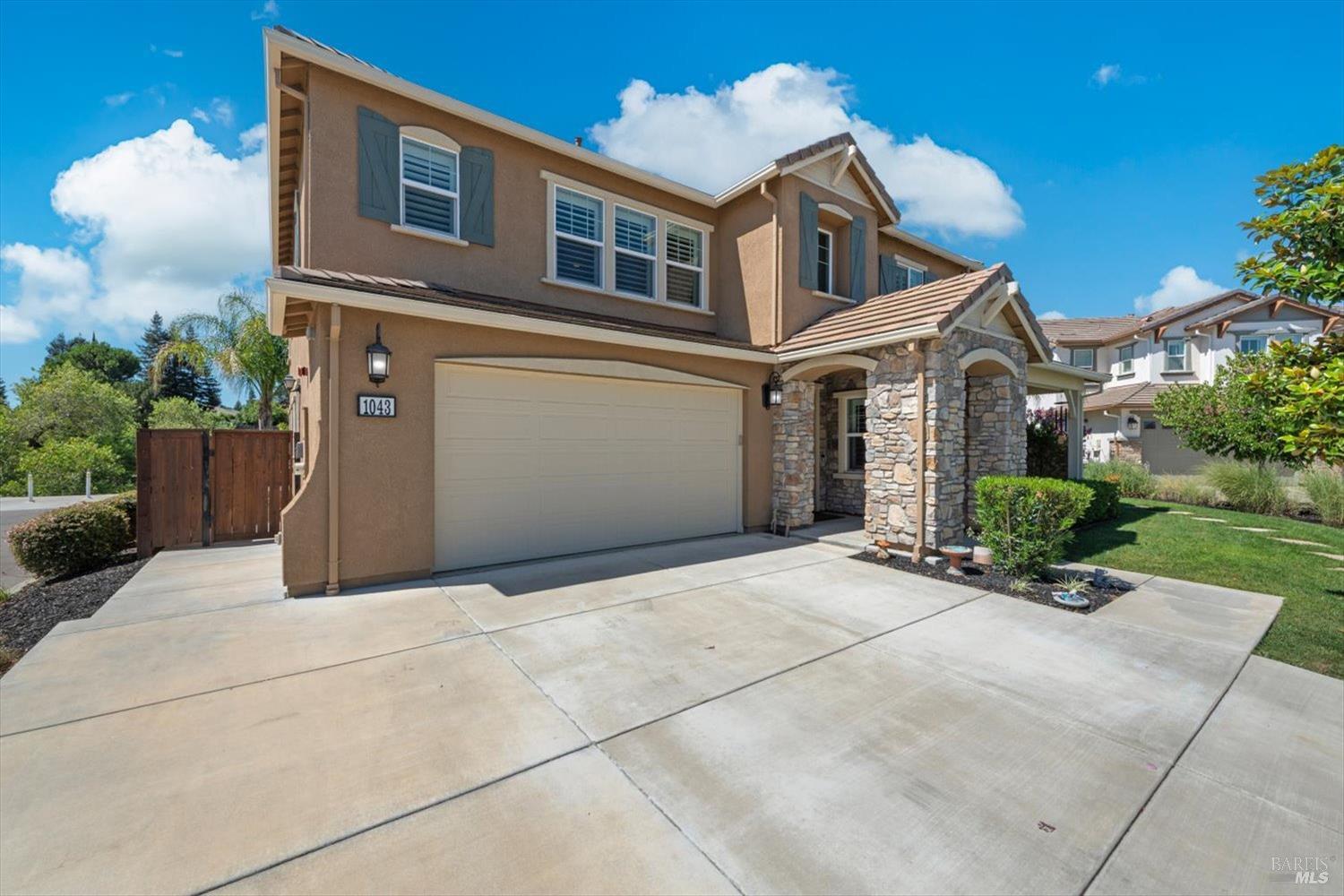 1043 Green Leaf Court Vacaville CA 95688