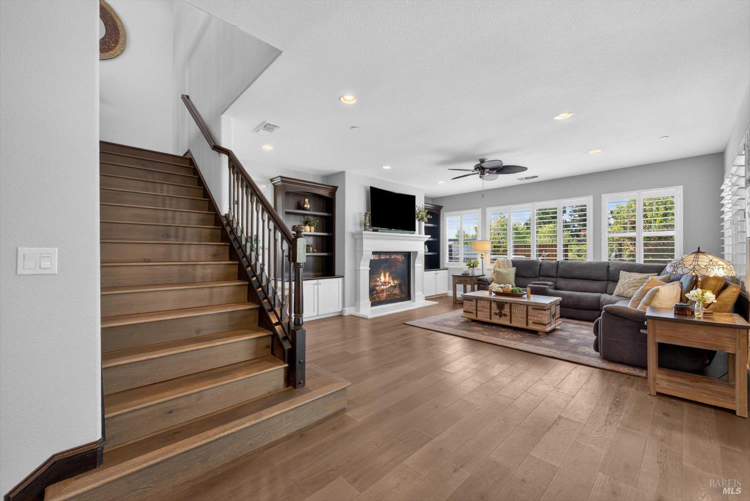 1043 Green Leaf Court Vacaville CA 95688