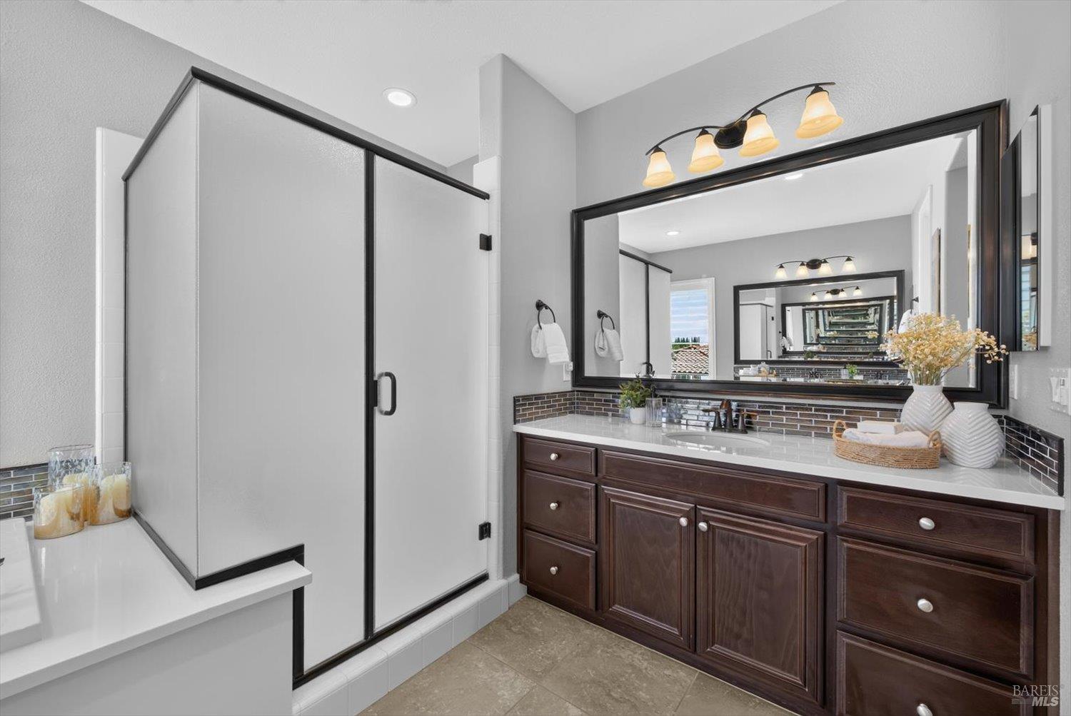 1043 Green Leaf Court Vacaville CA 95688
