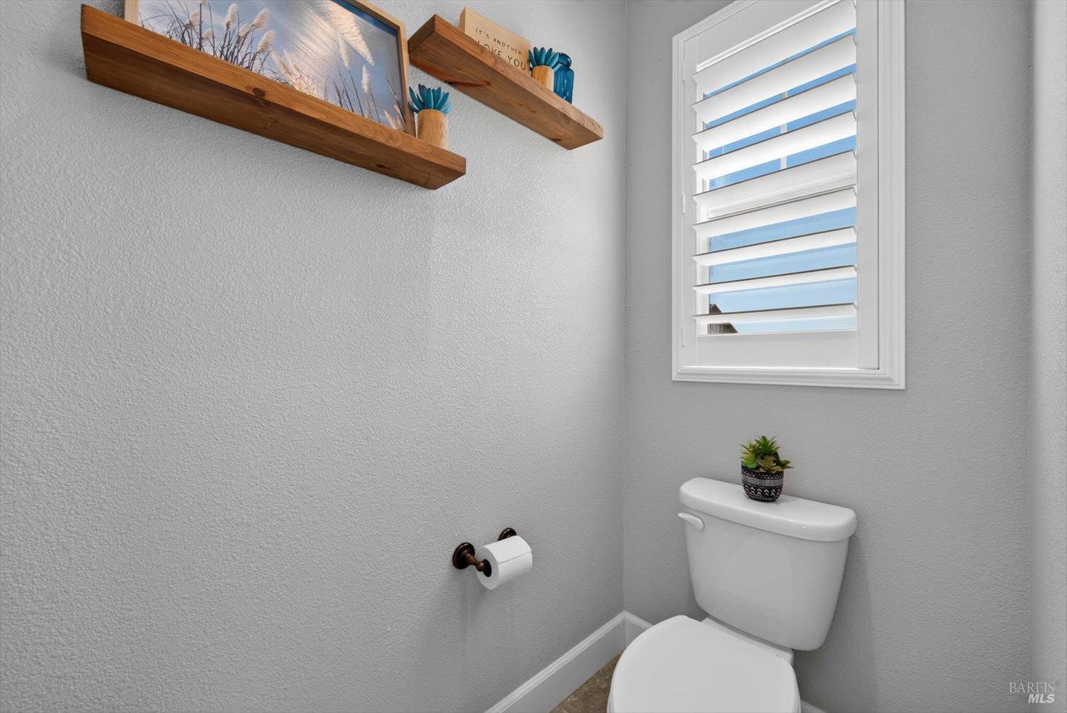 1043 Green Leaf Court Vacaville CA 95688