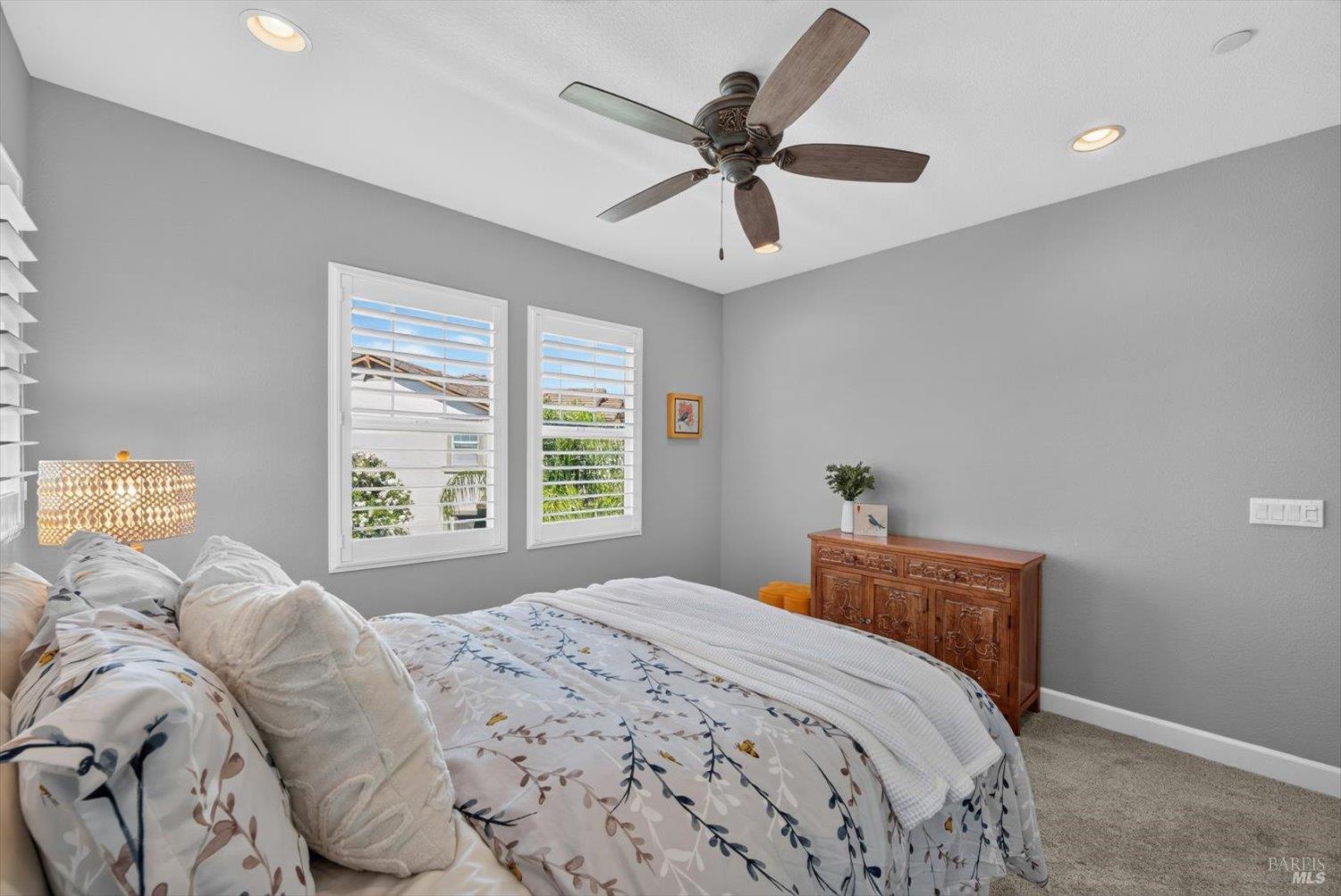 1043 Green Leaf Court Vacaville CA 95688