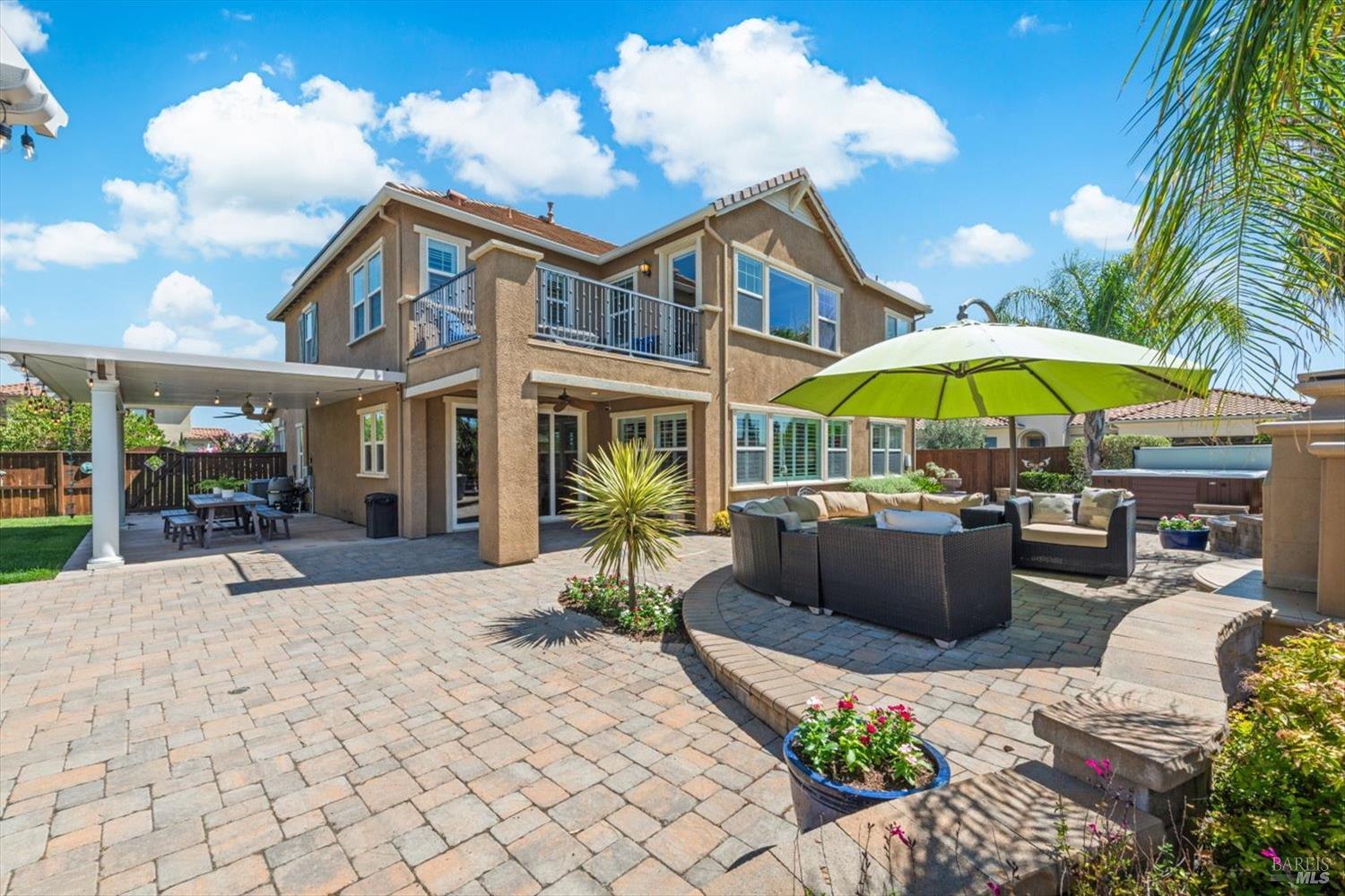 1043 Green Leaf Court Vacaville CA 95688