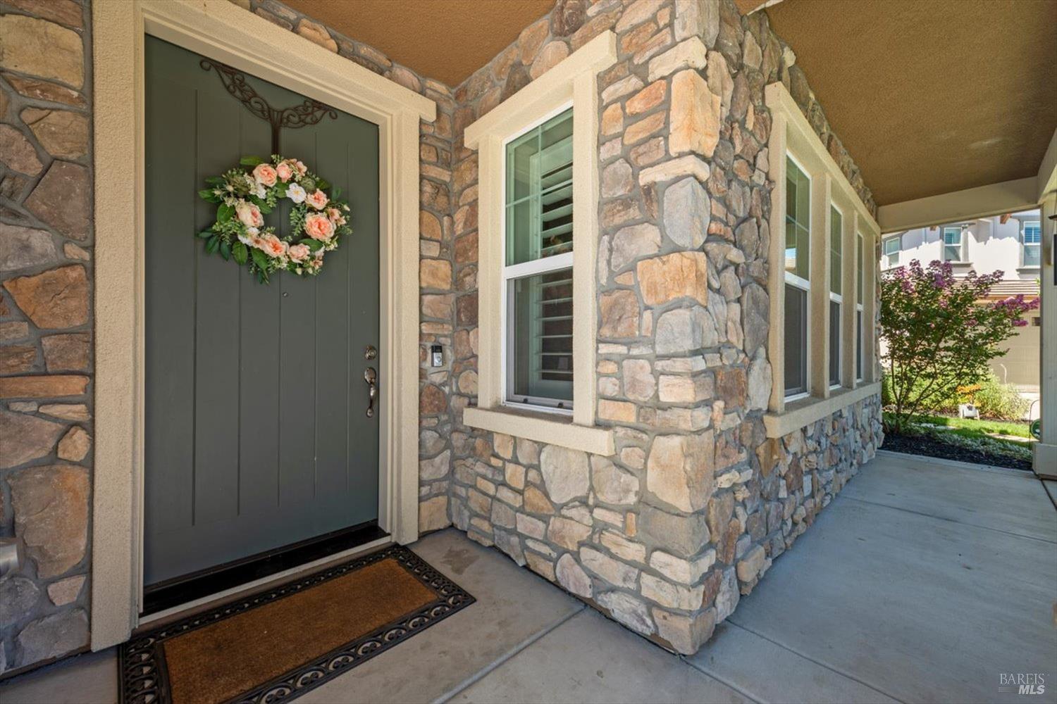 1043 Green Leaf Court Vacaville CA 95688