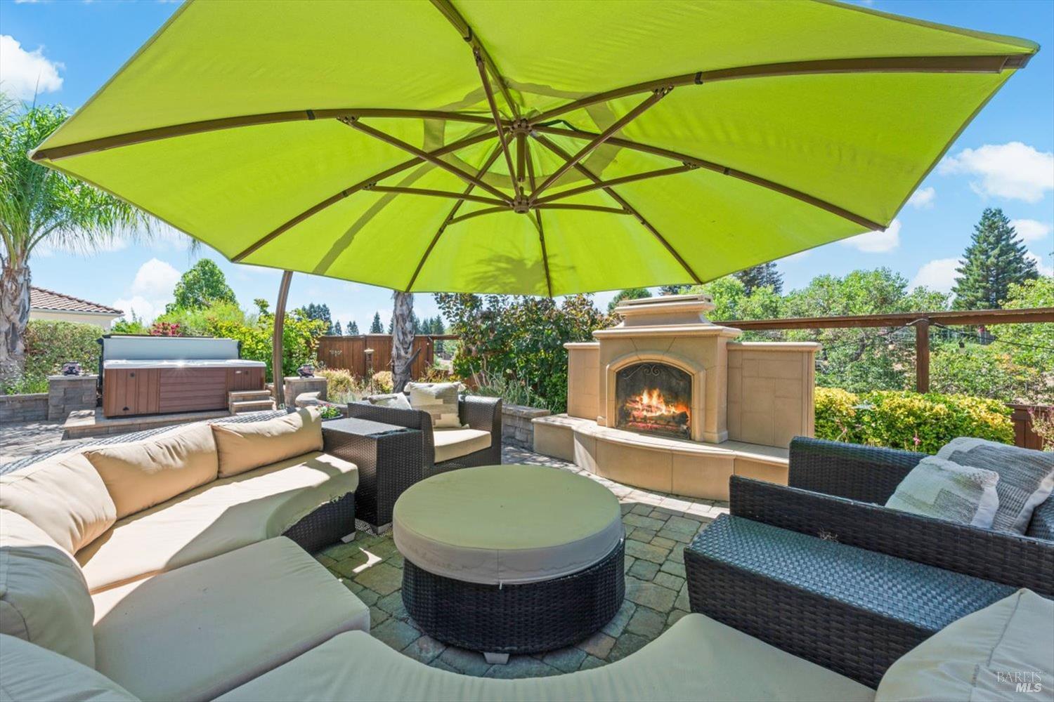 1043 Green Leaf Court Vacaville CA 95688