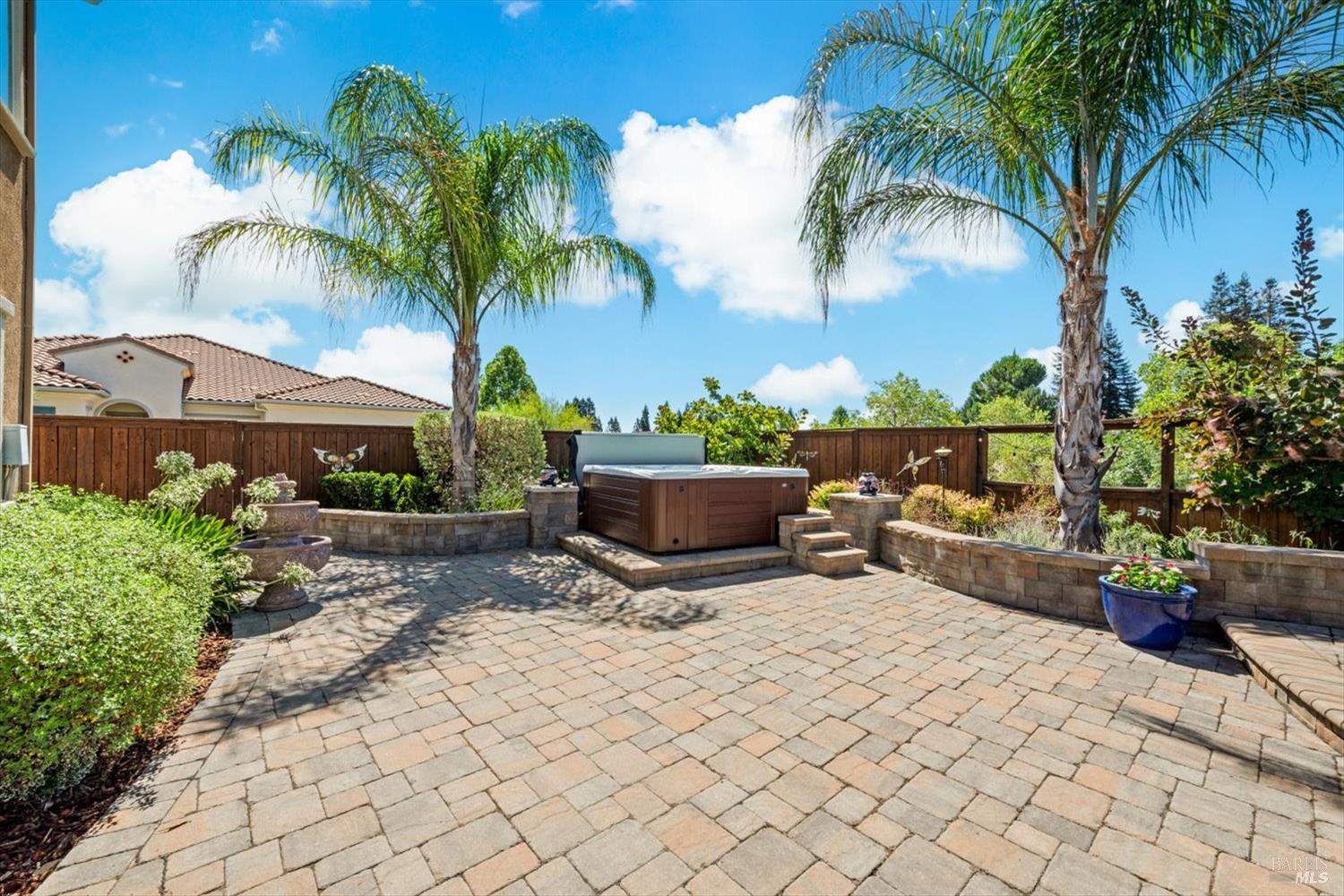 1043 Green Leaf Court Vacaville CA 95688