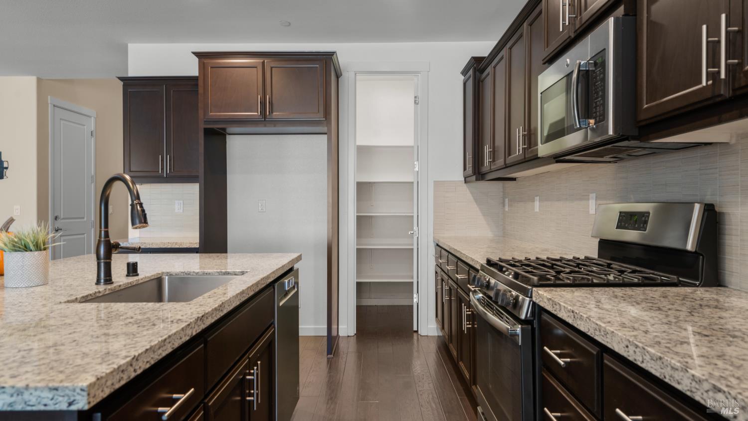 350 Heritage Lane Dixon CA 95620