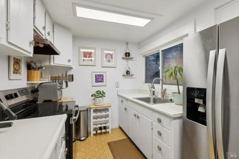 189 Wagnon Road Sebastopol CA 95472