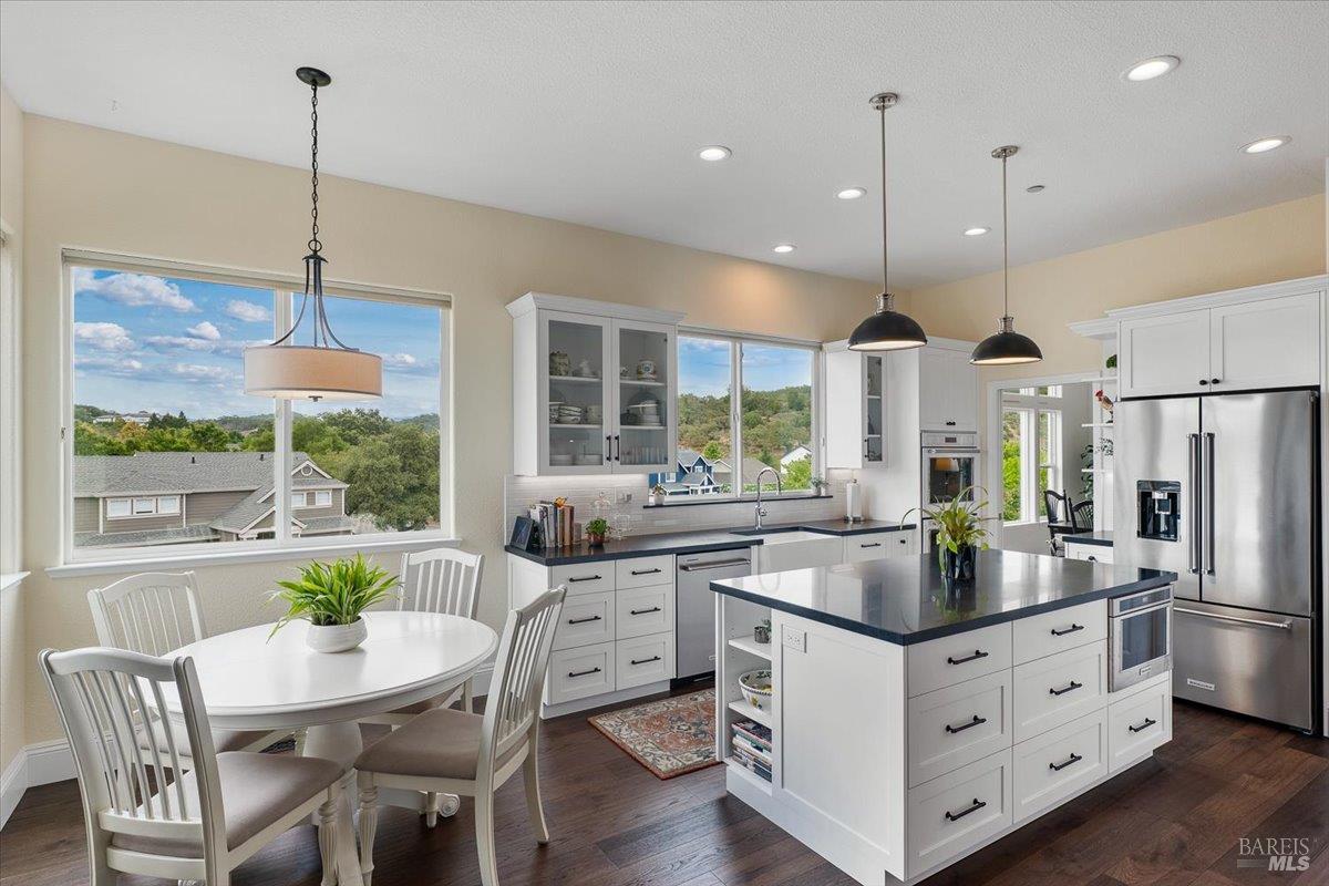 290 Appaloosa Trail Healdsburg CA 95448