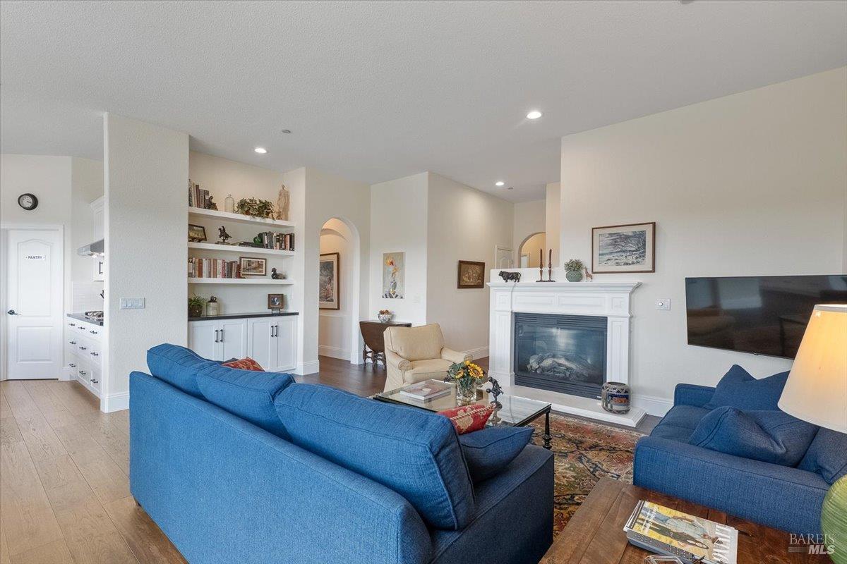 290 Appaloosa Trail Healdsburg CA 95448