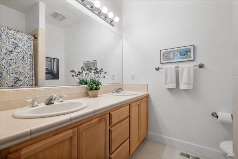 290 Appaloosa Trail Healdsburg CA 95448