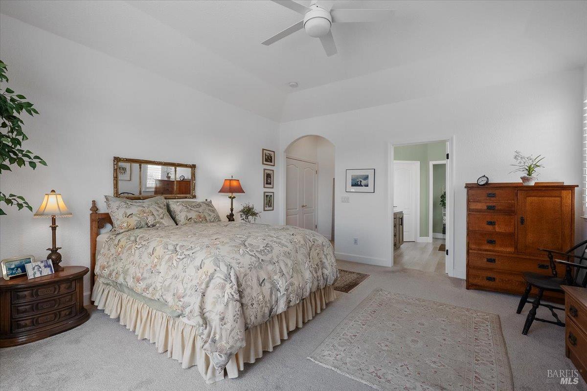 290 Appaloosa Trail Healdsburg CA 95448
