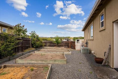 290 Appaloosa Trail Healdsburg CA 95448