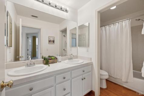 82 Maybeck Street Novato CA 94949