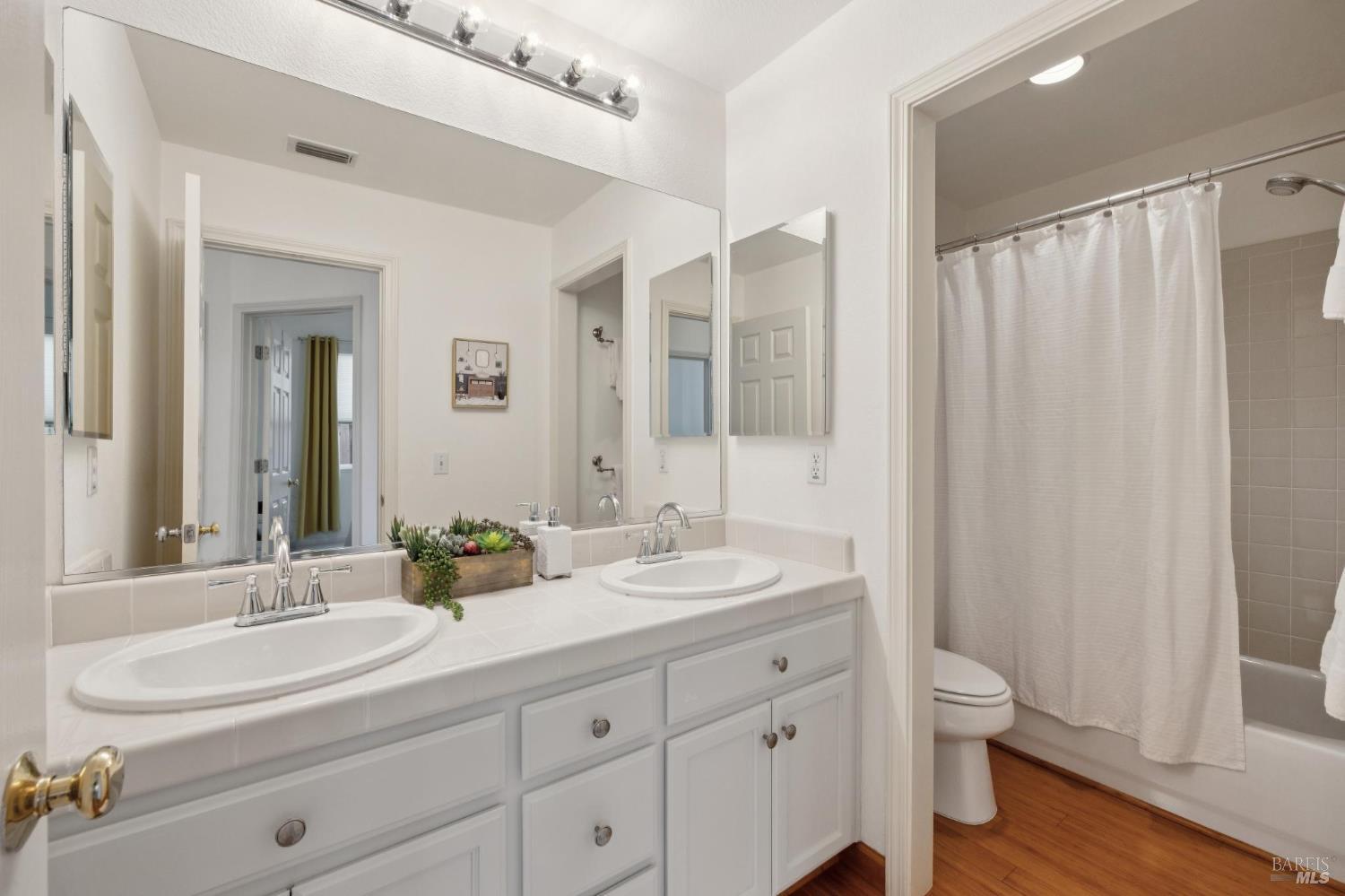 82 Maybeck Street Novato CA 94949