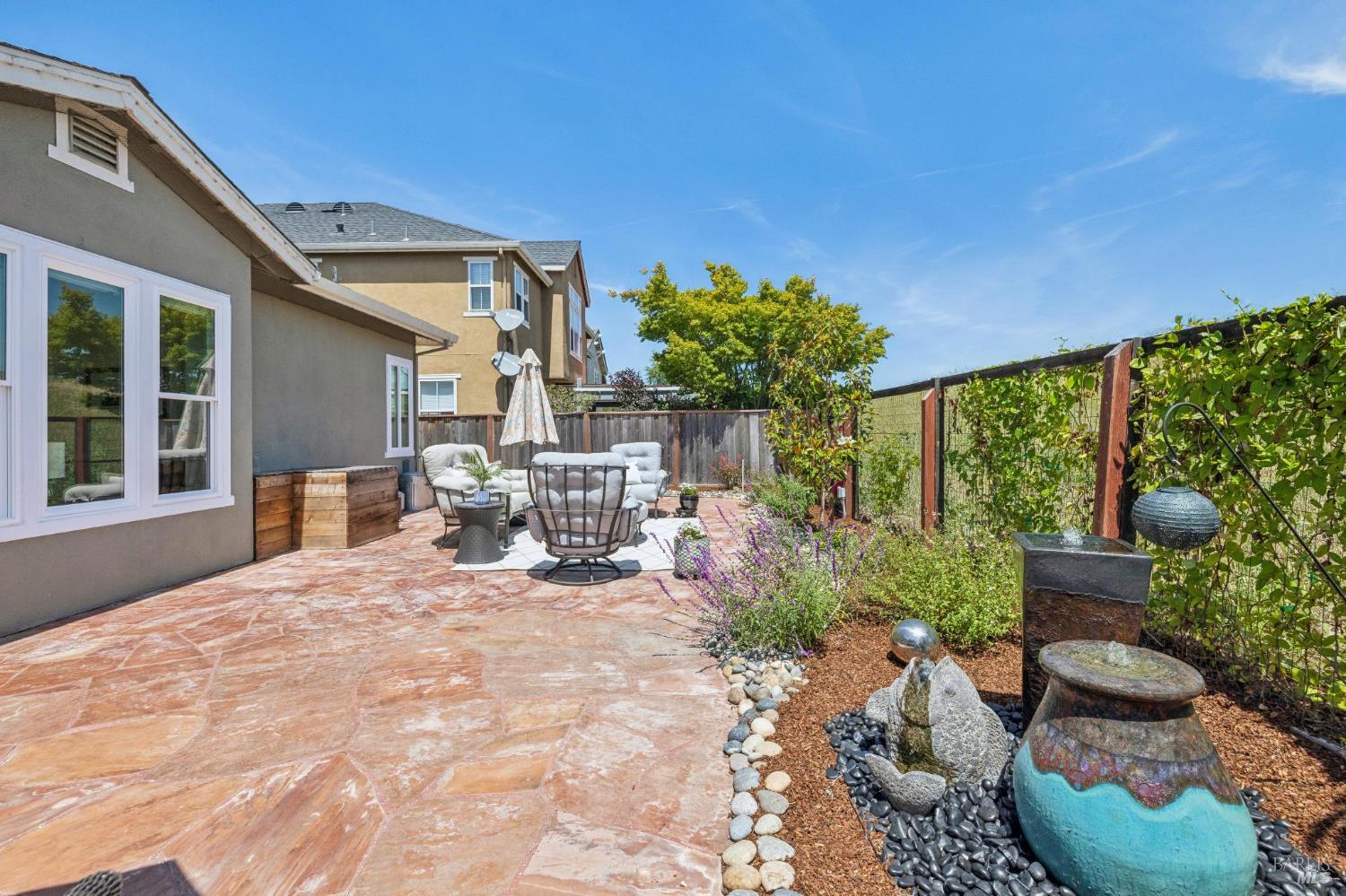 82 Maybeck Street Novato CA 94949