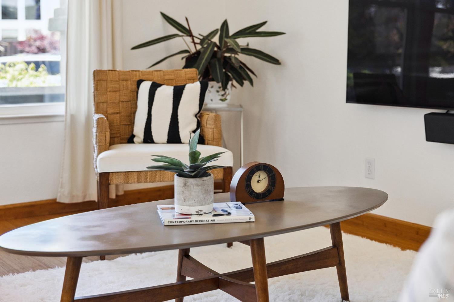 82 Maybeck Street Novato CA 94949