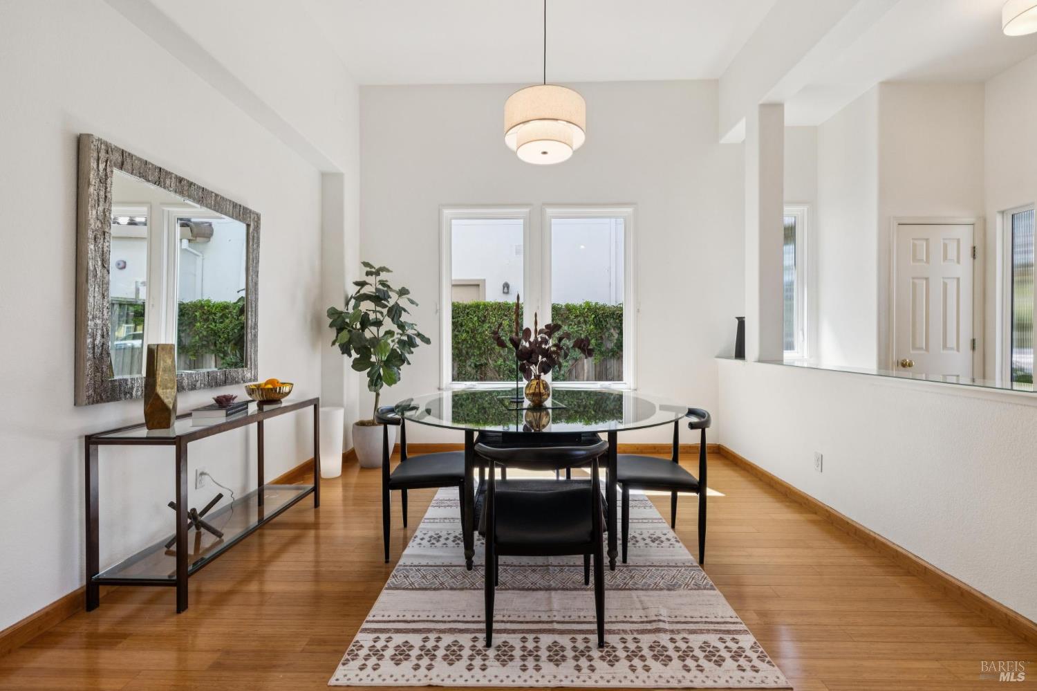 82 Maybeck Street Novato CA 94949
