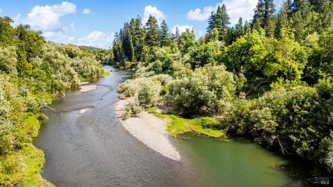 9870 River Road Forestville CA 95436