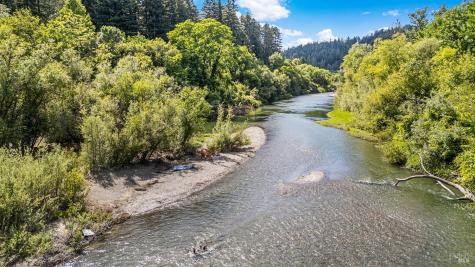 9870 River Road Forestville CA 95436
