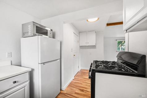 9870 River Road Forestville CA 95436